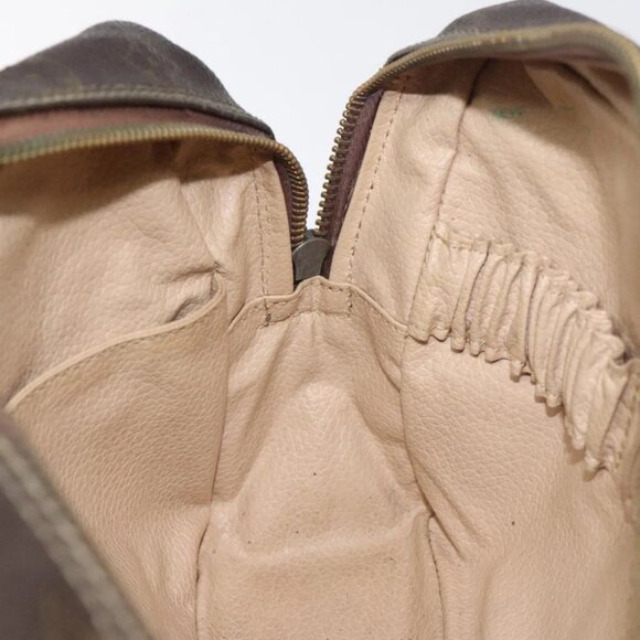 LOUIS VUITTON Monogram Trousse Toilette 28 Clutch Bag - Picture 16 of 16